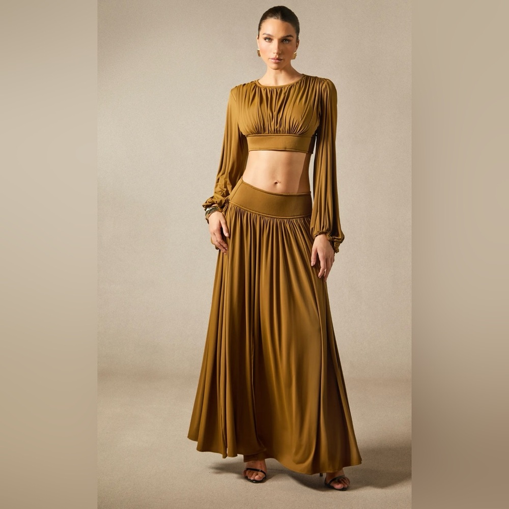 SUNFERE Long Sleeve Crop Top & Pleated Skirt Set